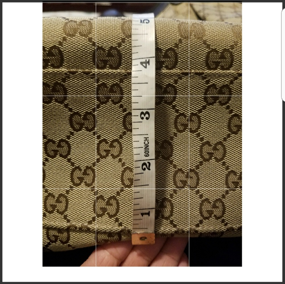 Gucci Sukey Large Shoulder Bag - Picture 8 of 8